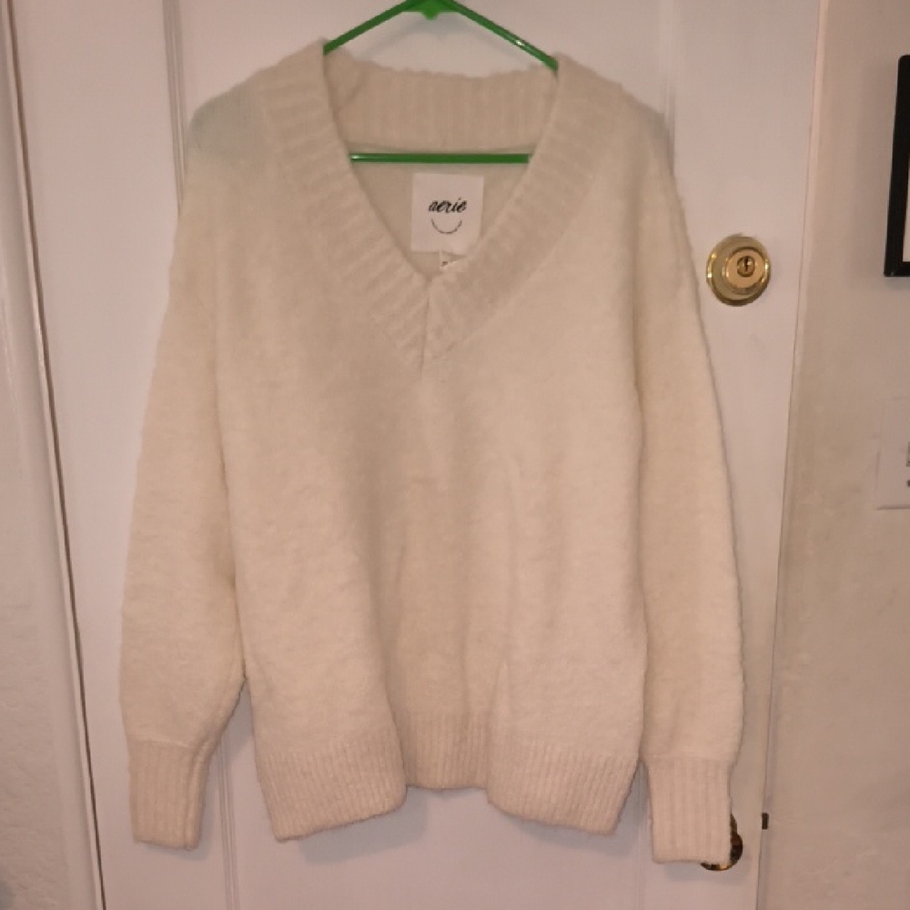 NWT Aerie | Cozy Cream V-Neck Sweater